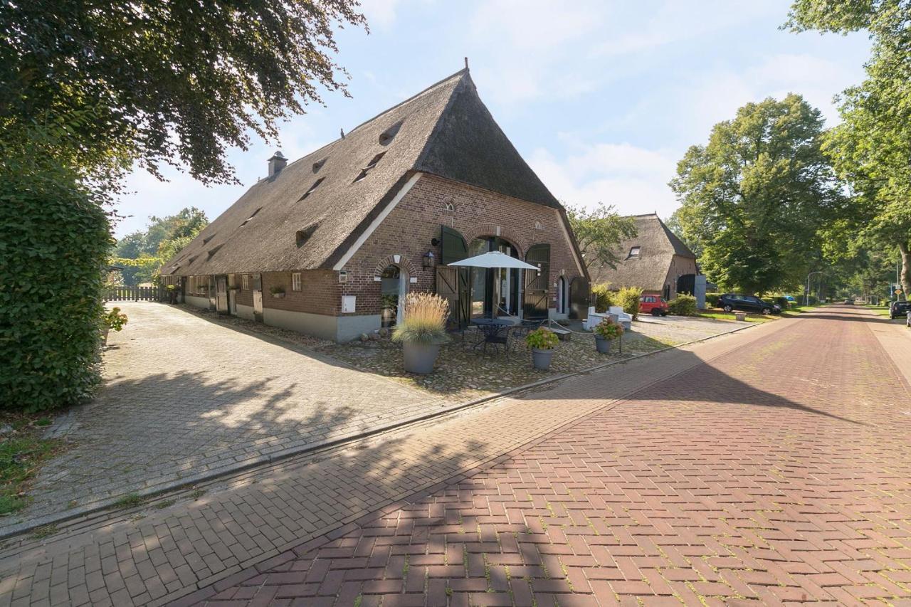 Appartement "In De Wolken" In Gees Exteriör bild